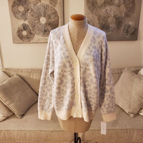 French Connection Leopard-Print Cardigan size Medium in Ivory/Gray - NEW - Picture 3 of 11